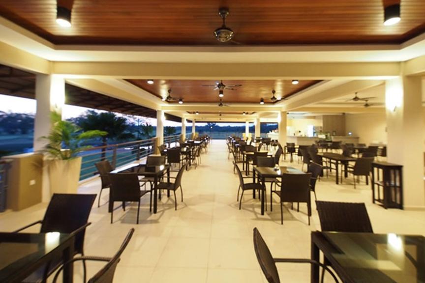 Amverton Cove Golf & Island Resort Banting  Buitenkant foto